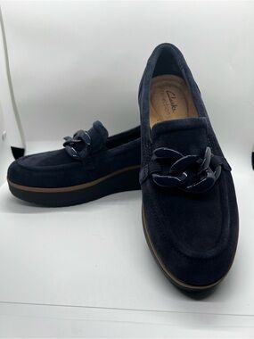 Clarks Navy Suede Chain-Link Slip-On Loafers